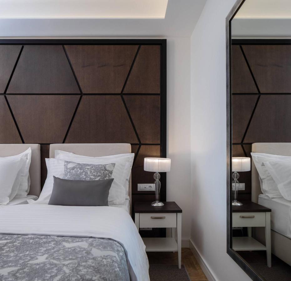 Ellure Luxury Suites Сплит Екстериор снимка