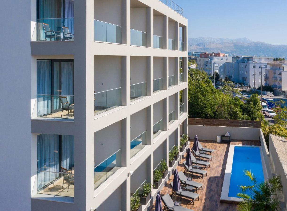 Ellure Luxury Suites Сплит Екстериор снимка